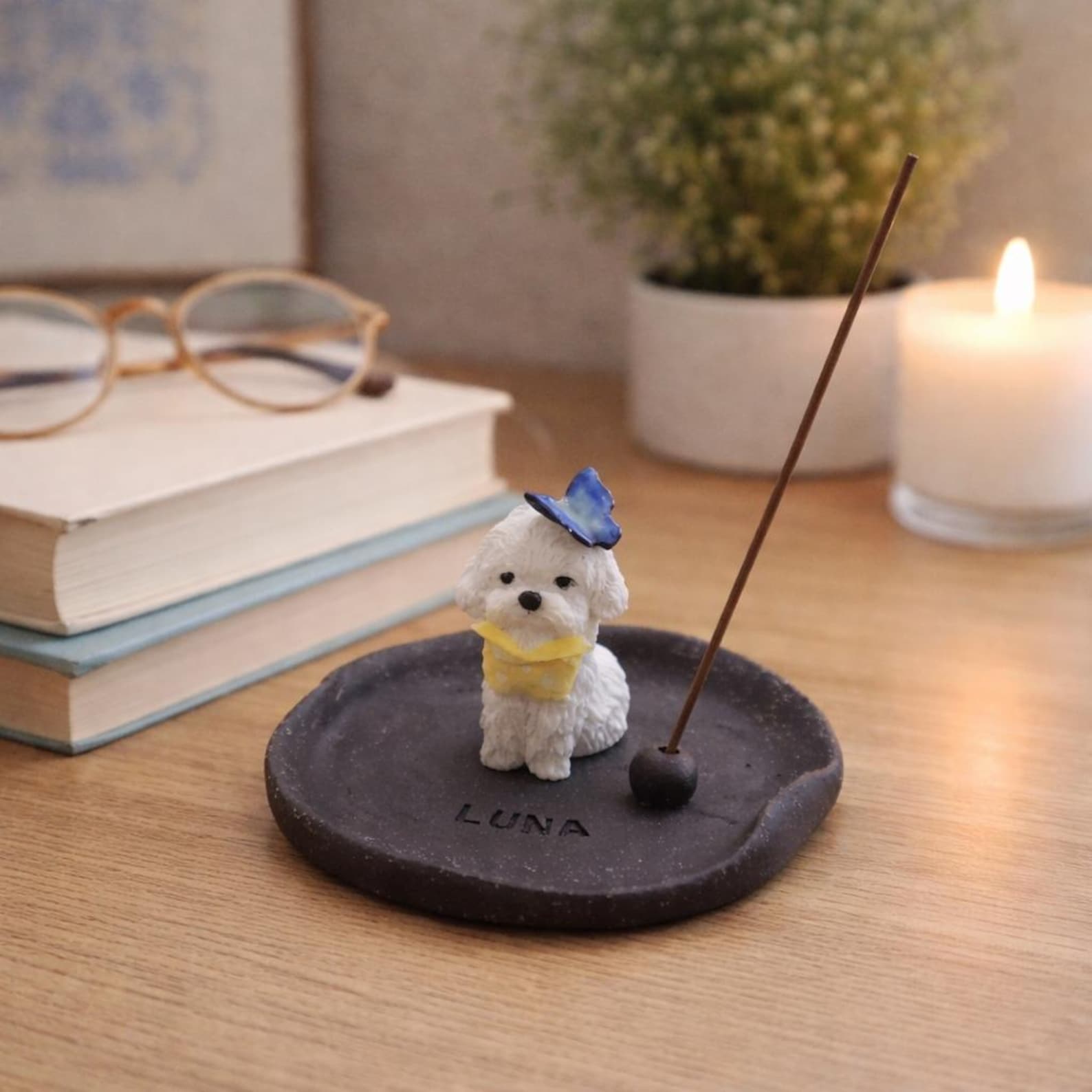 Custom Pet Portrait Incense Holder: Hand-Sculpted Ceramic Dog Memorial
